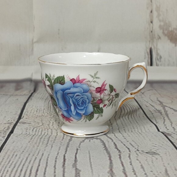 Royal Vale Bone China England Blue Rose Floral Tea Cup & Saucer Set 7871 - Picture 2 of 16